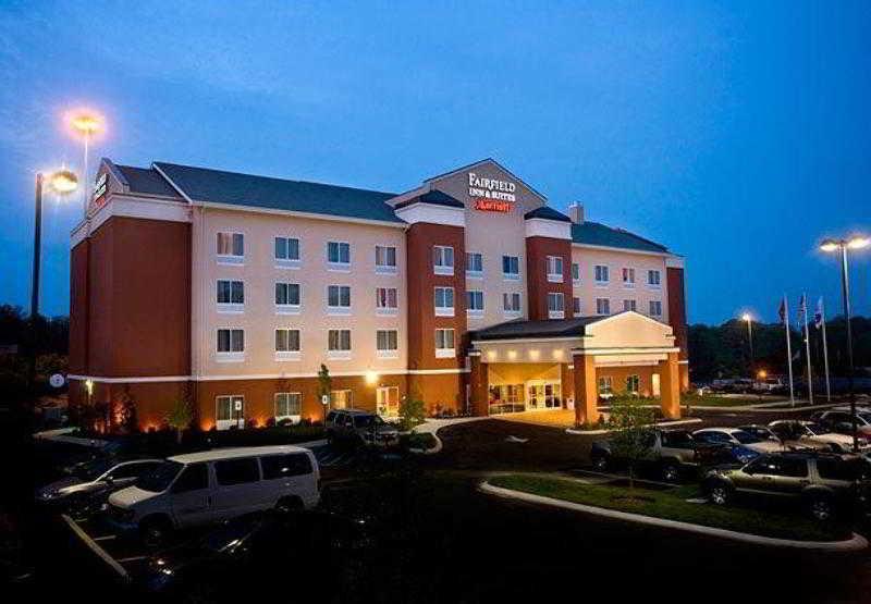 Fairfield Inn And Suites Cleveland Exterior photo